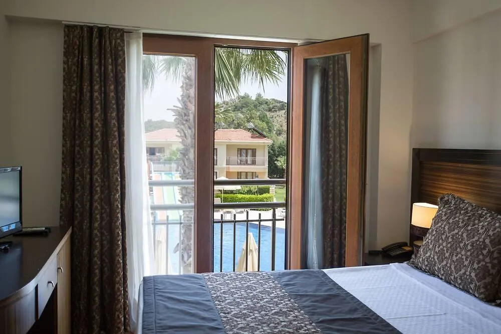 The One Club Hotel Sarigerme 4*,